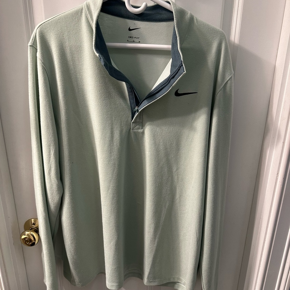 Men’s long sleeve shirt!